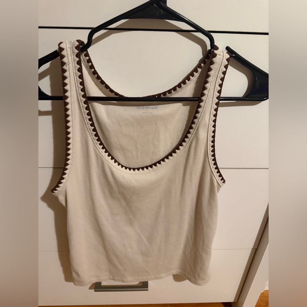 Fitted cropped Old Navy cream and rust orange Tank Top